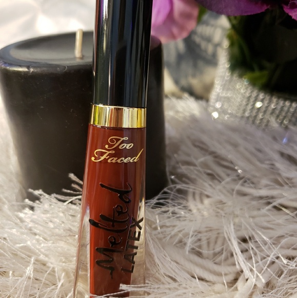 Too Faced Melted Latex lippie! - Picture 4 of 7